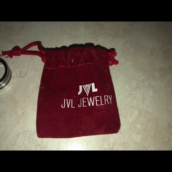 WEDDING BANDS - Picture 3 of 5